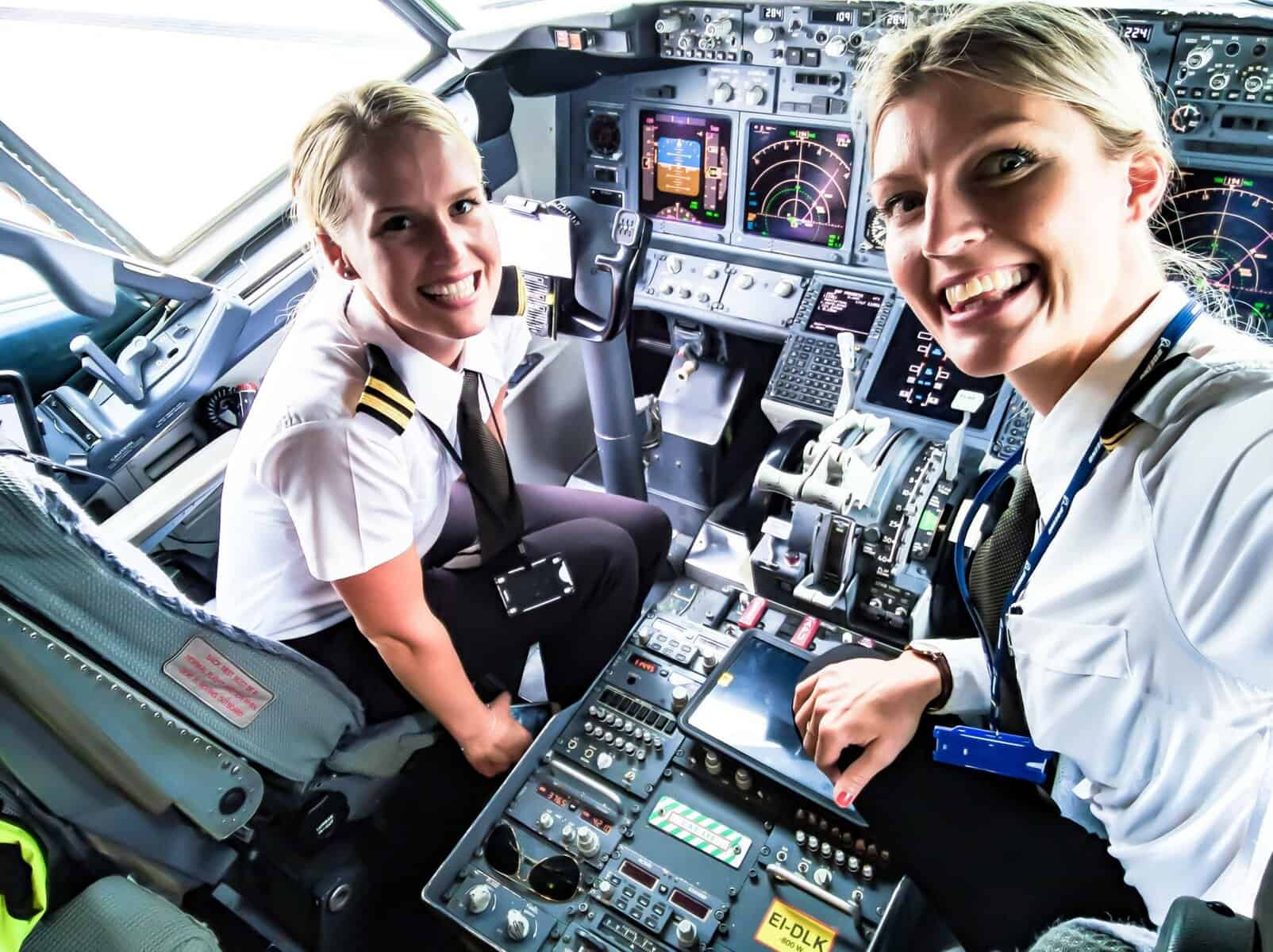 hot women pilots