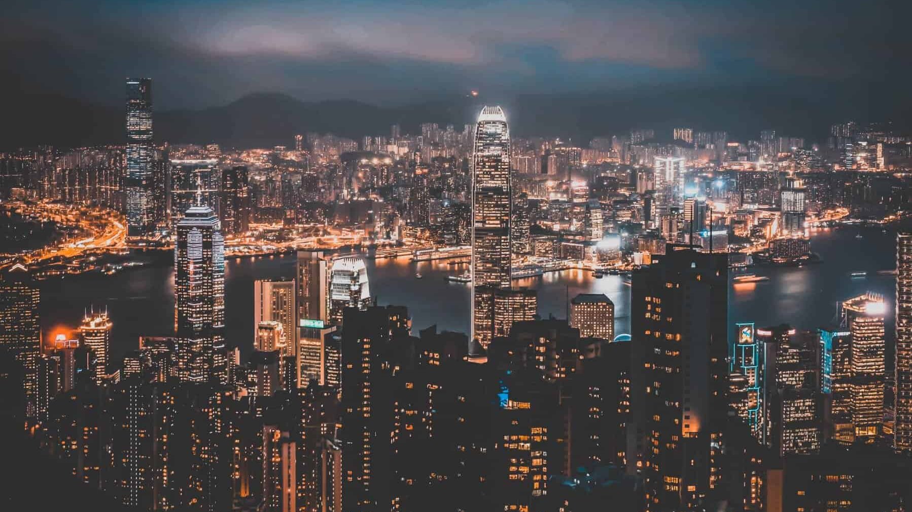 Horizonte de Hong Kong por la noche