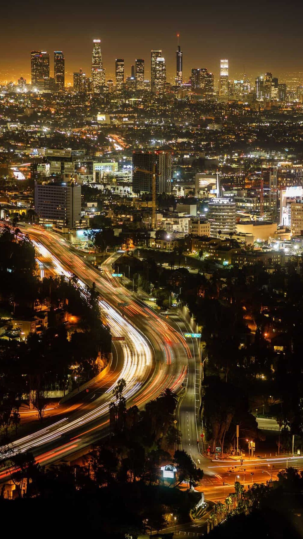 An overhead shot depicting the nightlife found in Los Angeles.